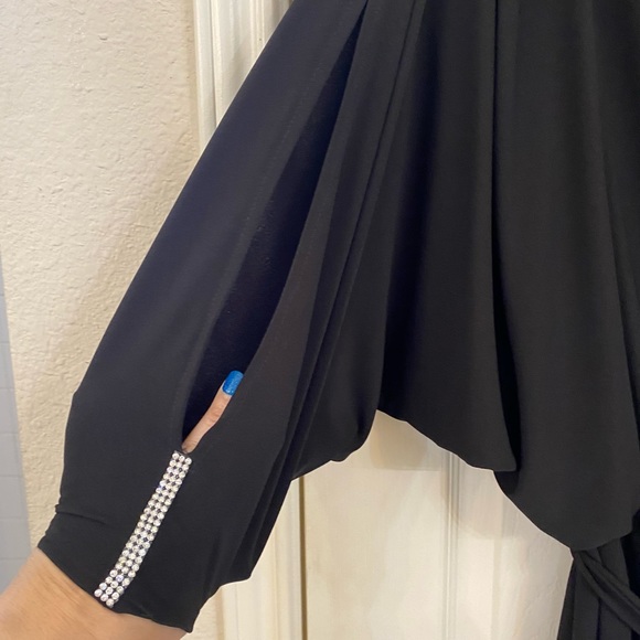 Black with sequence sleeves romper - Picture 3 of 7